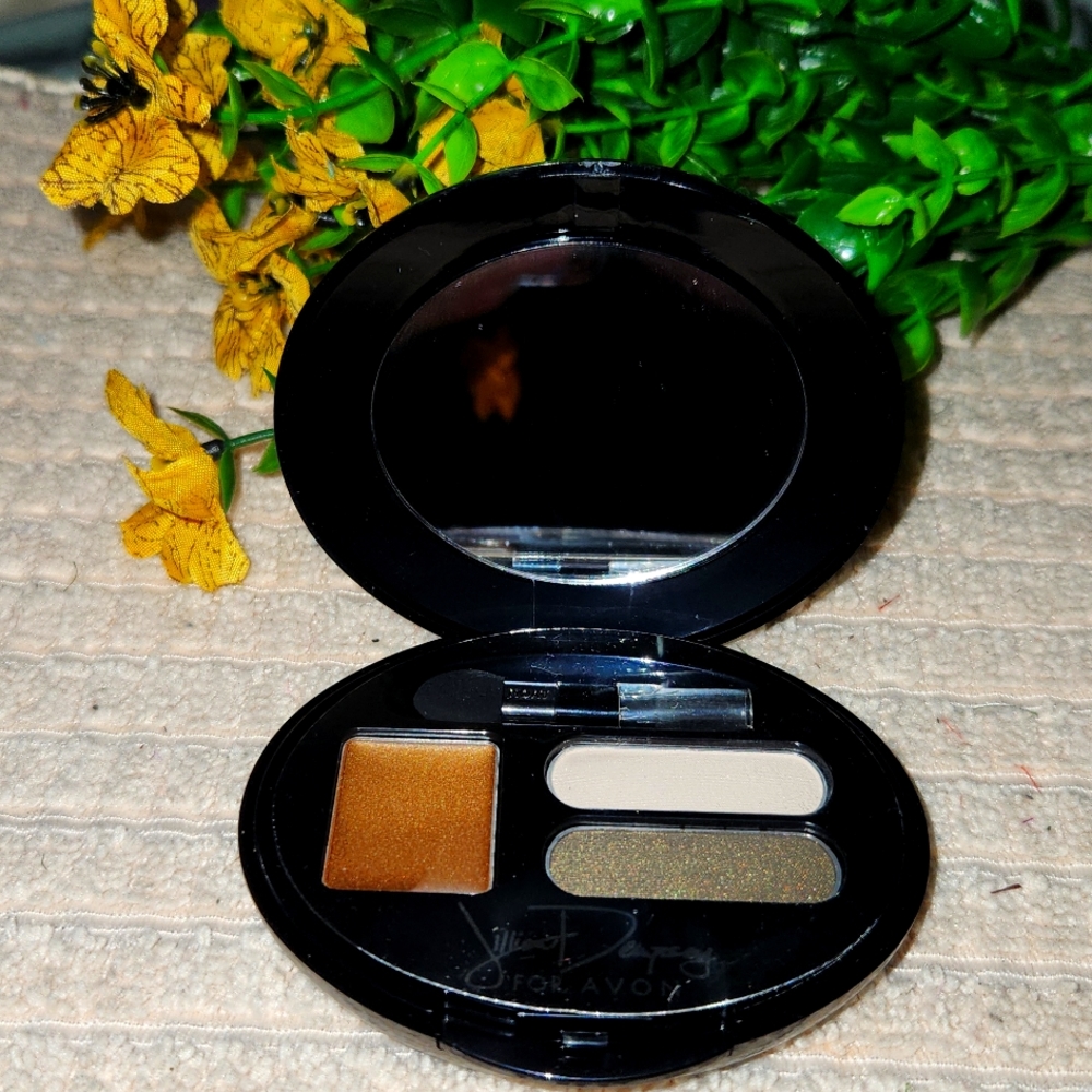 EYESHADOWS